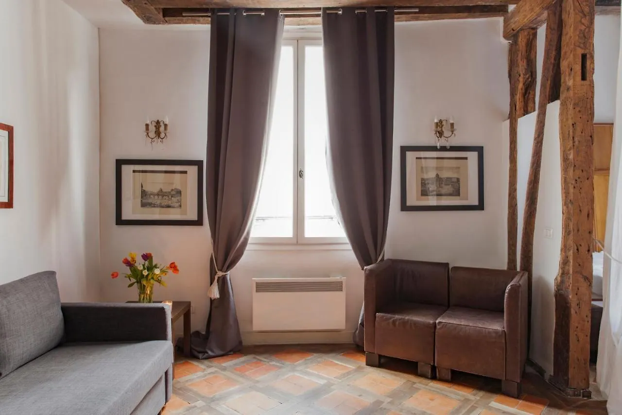 Gregoire Apartment París 0*,